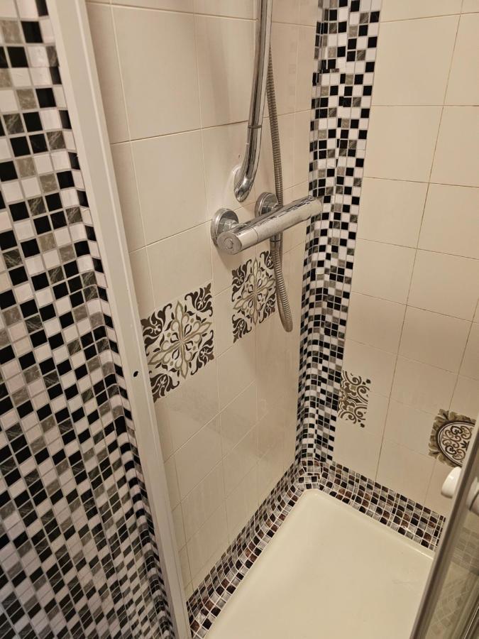 Ensuite Double Room Elizabeth Line Abbeywood Abbey Wood Buitenkant foto